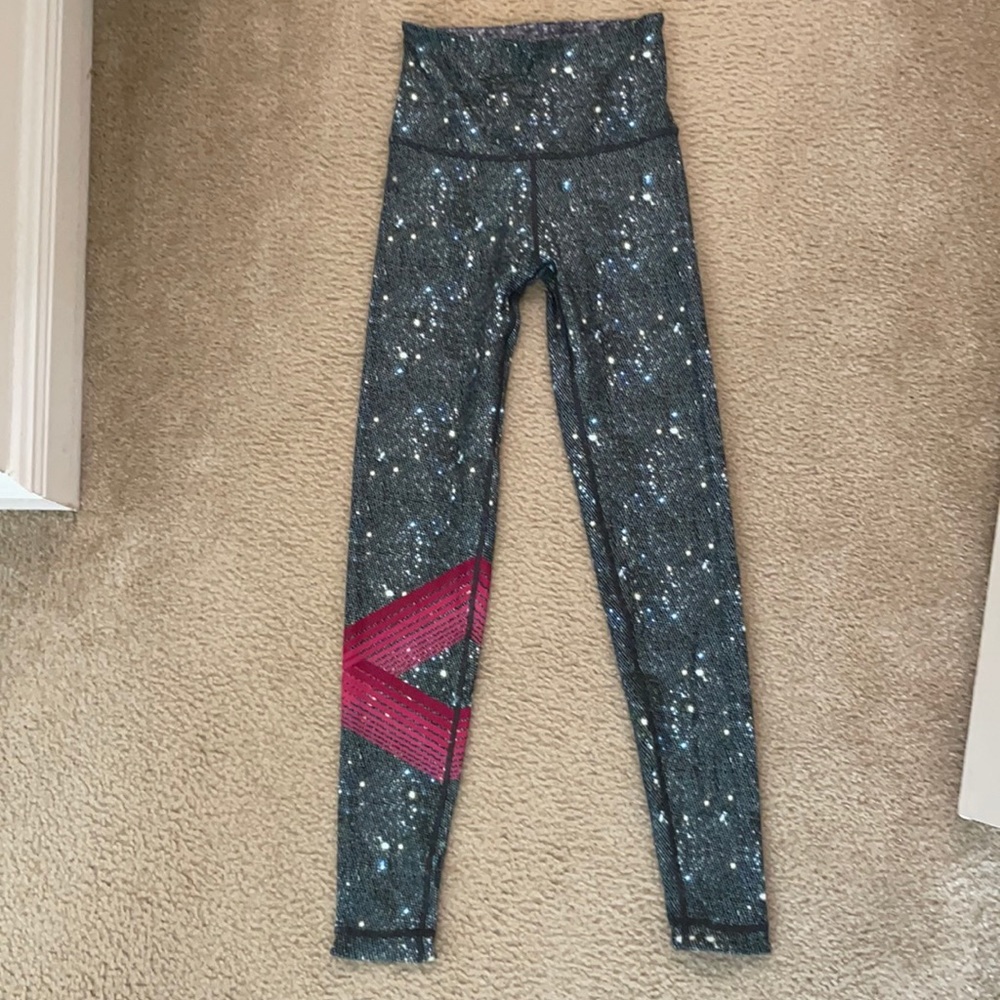 Peloton WITH Leggings. Size XS. Brand new!
